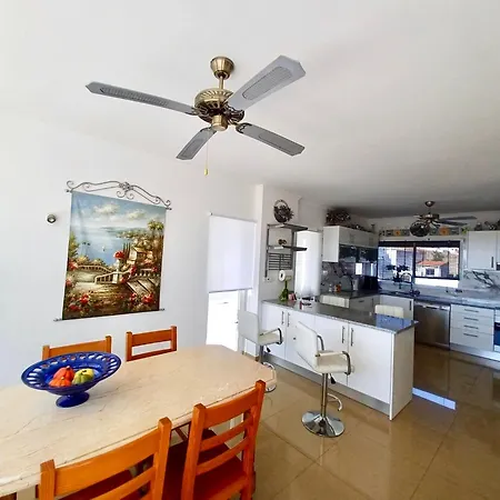 فيلة Oasis Park Modern In بورتيماو